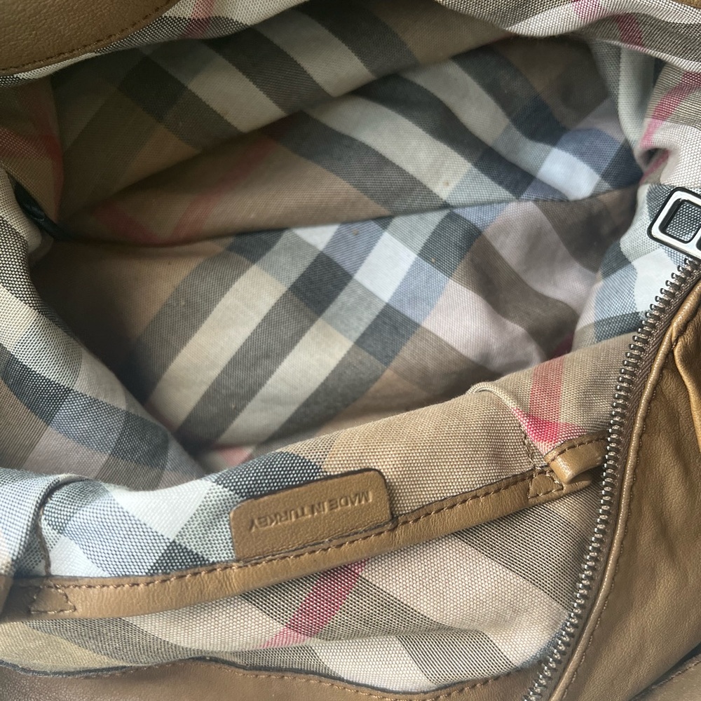 Large Lambskin Burberry Hobo Bag - Picture 5 of 12
